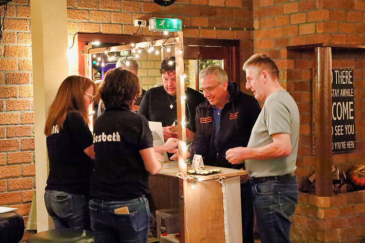 19 okt 2018 - SDWA terug naar de sixties avond met 'The Outlaws'_13